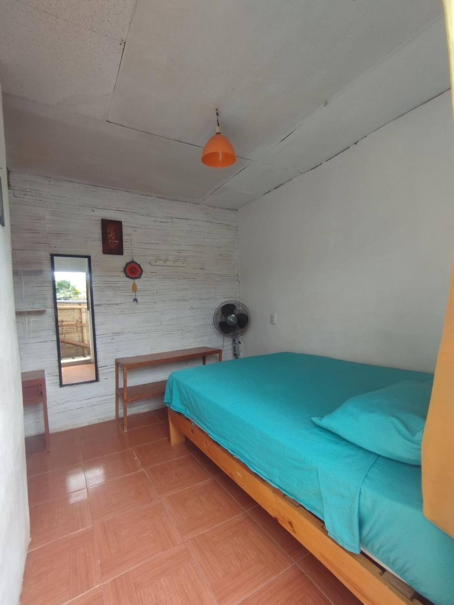 Wiracocha Hostal Mancora Bagian luar foto