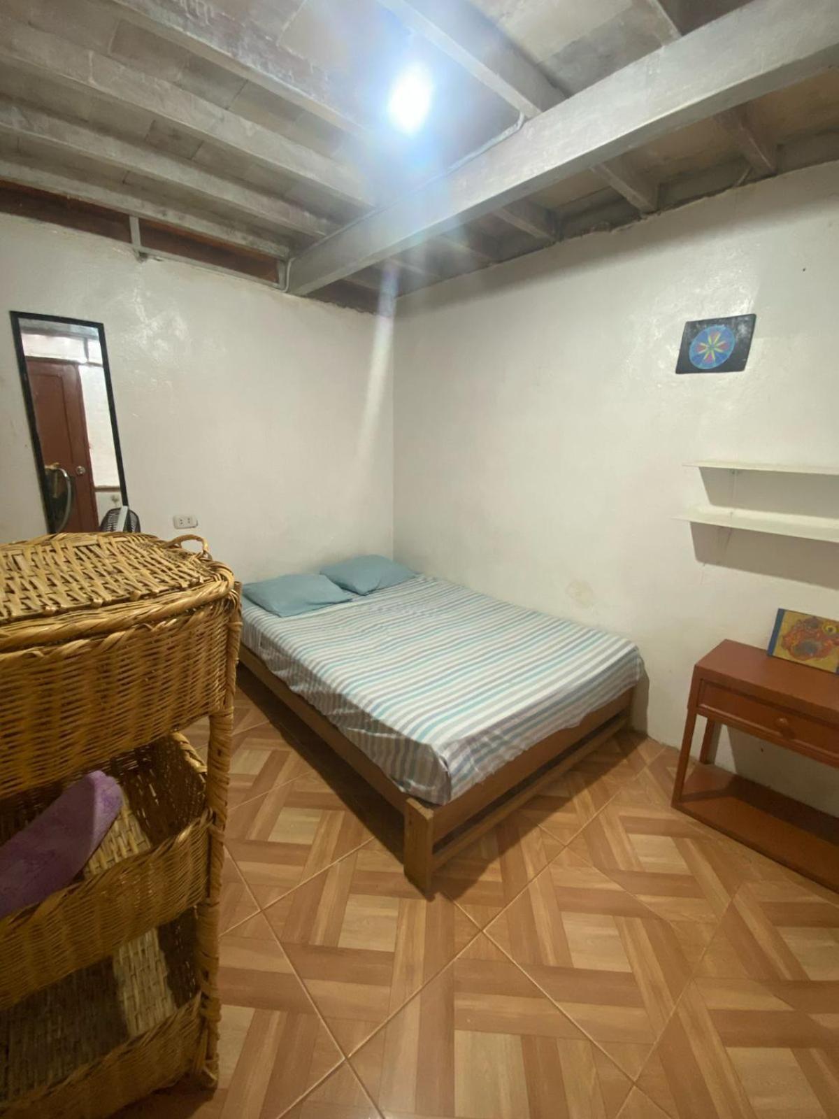 Wiracocha Hostal Mancora Bagian luar foto